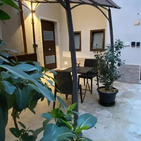 Il Cortiletto28 & House Apartament *